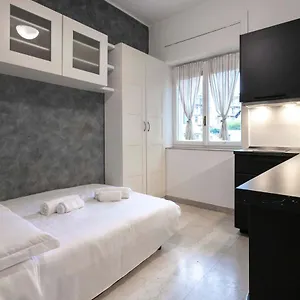 Luna Homes - In Corso Sempione , Milano Italia